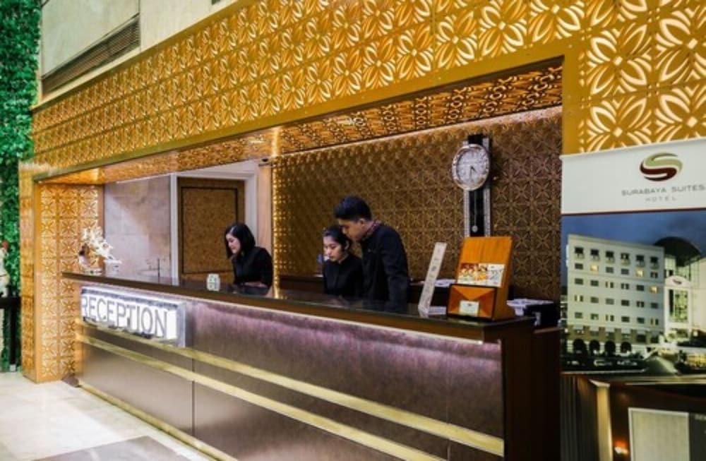 수라바야 스위트 호텔 파워드 바이 아르치펠라고 외부 사진